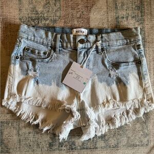 GIGI LOW RISE SHORT - AVENUE